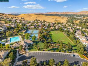 1047 Rolling Woods Way, Concord CA 94521