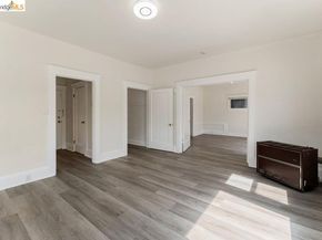 646 42nd St, Oakland CA 94609