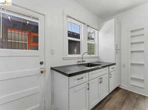 646 42nd St, Oakland CA 94609