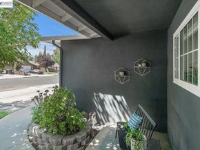 168 Albatross Avenue, Livermore CA 94550