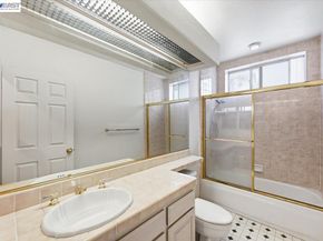 720 Promontory Point Ln 2205, Foster City CA 94404
