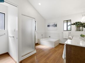 1578 Pyrenees Pl, Walnut Creek CA 94598