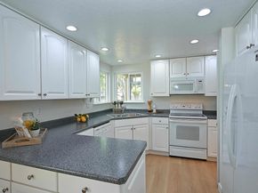 521 Silver Lake Dr, Danville CA 94526