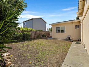 523 Evelyn Ln, Hayward CA 94544