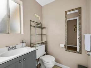 523 Evelyn Ln, Hayward CA 94544