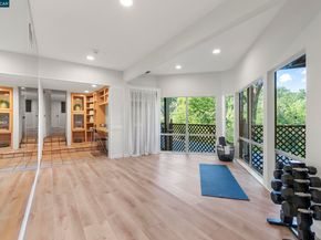 130 Montair Dr, Danville CA 94526