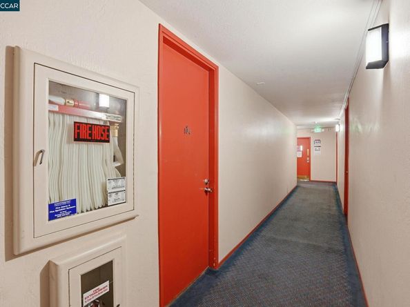 551 Jean St 104, Oakland CA 94610