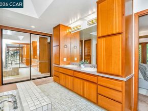 3434 Silver Springs Ct, Lafayette CA 94549
