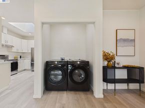 718 26th, Oakland CA 94612