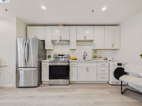 718 26th, Oakland CA 94612