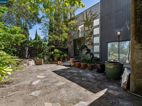 5 Oak Flat Rd., Orinda CA 94563