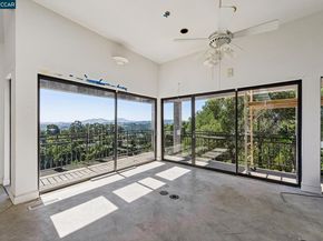 5 Oak Flat Rd., Orinda CA 94563
