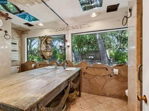 5 Oak Flat Rd., Orinda CA 94563
