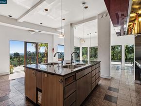 5 Oak Flat Rd., Orinda CA 94563