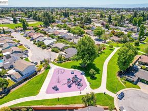 34352 Newton Ct, Fremont CA 94555