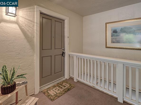 3136 Tice Creek Dr 5, Walnut Creek CA 94595