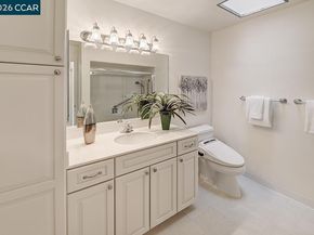 3136 Tice Creek Dr 5, Walnut Creek CA 94595