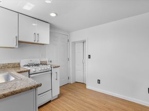 3246 MLK Jr. Way, Oakland CA 94609