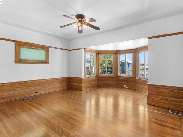 3246 MLK Jr. Way, Oakland CA 94609