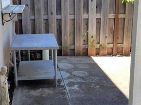 2 Tarn Ct, Hercules CA 94547