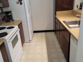2 Tarn Ct, Hercules CA 94547