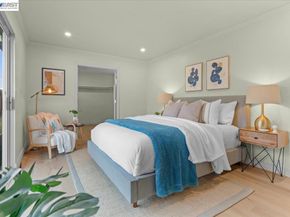 320 Beach Rd, Alameda CA 94502