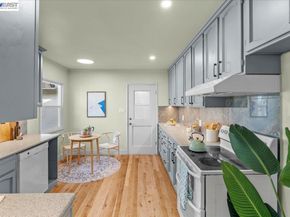 320 Beach Rd, Alameda CA 94502