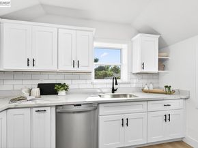 1038 Division St, Pleasanton CA 94566