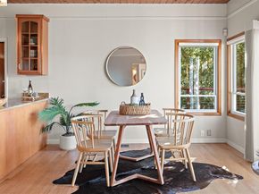 6741 Snake Rd, Oakland CA 94611