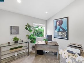 1050 N Maywood Lane, Martinez CA 94553