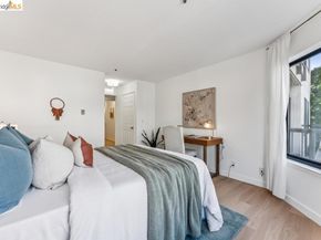 322 Hanover Ave 212, Oakland CA 94606