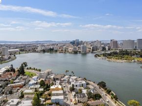 322 Hanover Ave 212, Oakland CA 94606
