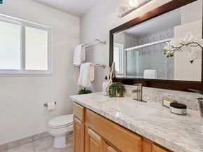 38 Saint Stephens Dr, Orinda CA 94563