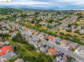 139 Farragut Street, Hercules CA 94547