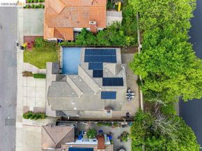 139 Farragut Street, Hercules CA 94547