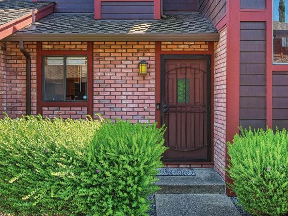 20061 Santa Maria Ave, Castro Valley CA 94546