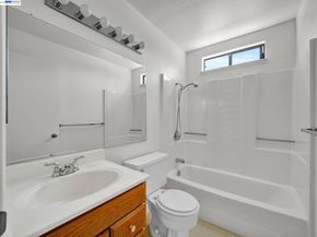 26088 Kay Ave 205, Hayward CA 94545