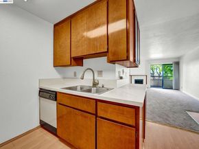 26088 Kay Ave 205, Hayward CA 94545