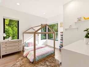 45 Homeglen Ln, Oakland CA 94611