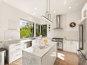 45 Homeglen Ln, Oakland CA 94611