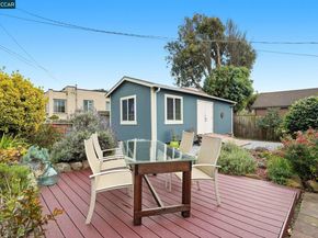 136 Pacific Ave, Pacifica CA 94044