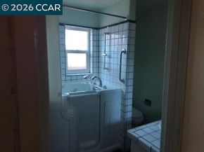 1872 16th Street, San Pablo CA 94806