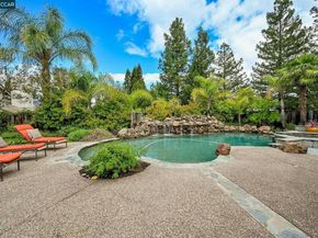 135 Crestridge Dr, Danville CA 94506