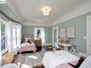 1111 Union St, Alameda CA 94501