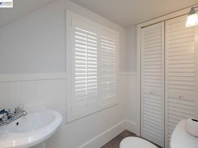 1111 Union St, Alameda CA 94501