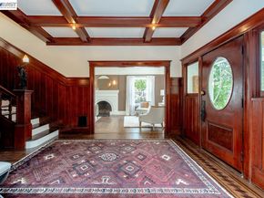 1111 Union St, Alameda CA 94501