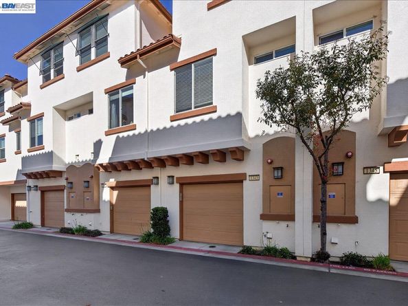 1343 Mckinley Ct, San Jose CA 95126