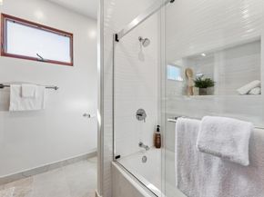 13454 Campus Dr, Oakland CA 94619