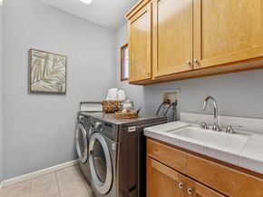 13454 Campus Dr, Oakland CA 94619