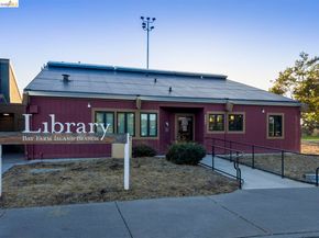 806 Ironwood Road, Alameda CA 94502
